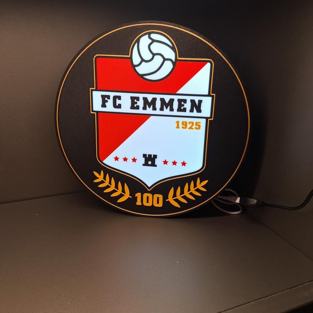 FC Emmen LED wandlamp mancave bar kroeg voetbal, Huis en Inrichting, Lampen | Overige, Ophalen of Verzenden, Nieuw