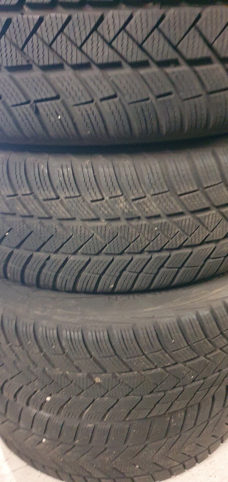 Winterbanden set Mitsubishi Outlander 225/55 R18, Ophalen, Gebruikt