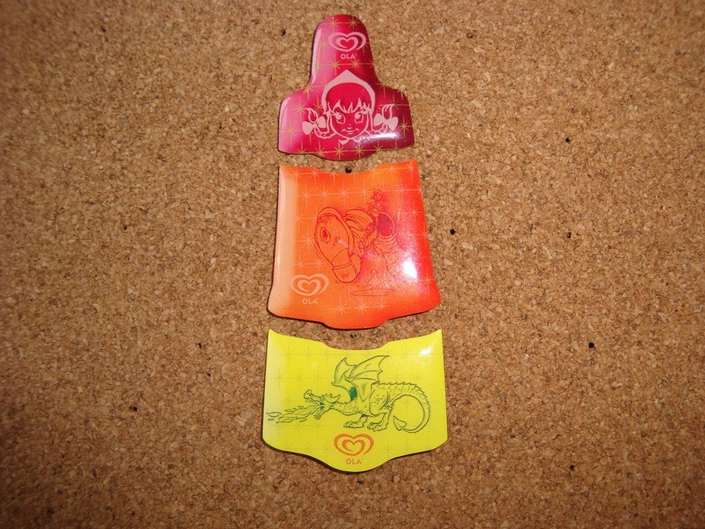 Efteling pins Ola Raketje compleet., Ophalen, Nieuw, Button of Speldje