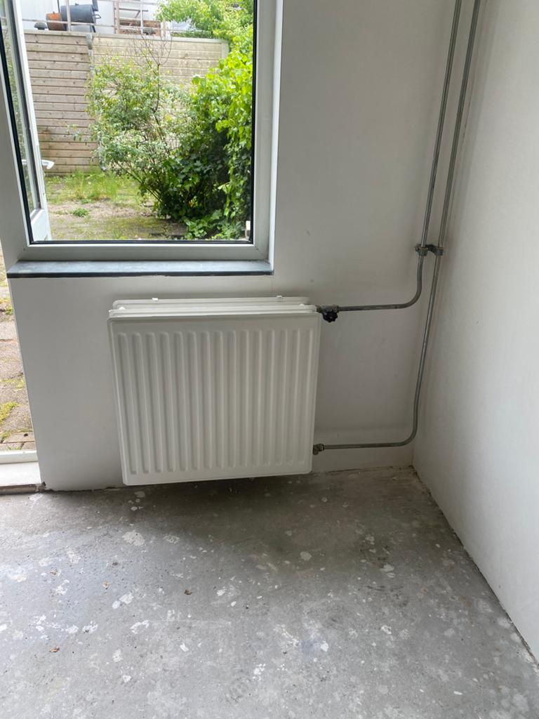 Witte Radiatoren, Doe-het-zelf en Verbouw, Verwarming en Radiatoren, Ophalen, 30 tot 80 cm, Gebruikt, Radiator