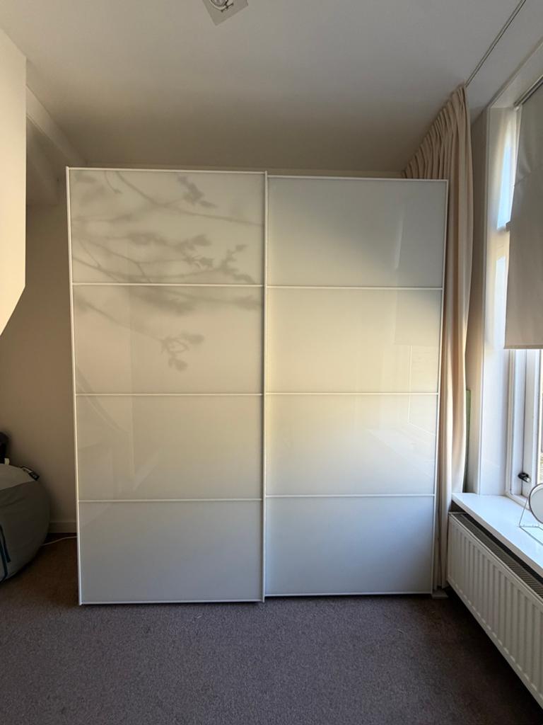 ikea pax wardrobe with sliding doors, Huis en Inrichting, Kasten | Kledingkasten, 200 cm of meer, 50 tot 75 cm, Ophalen