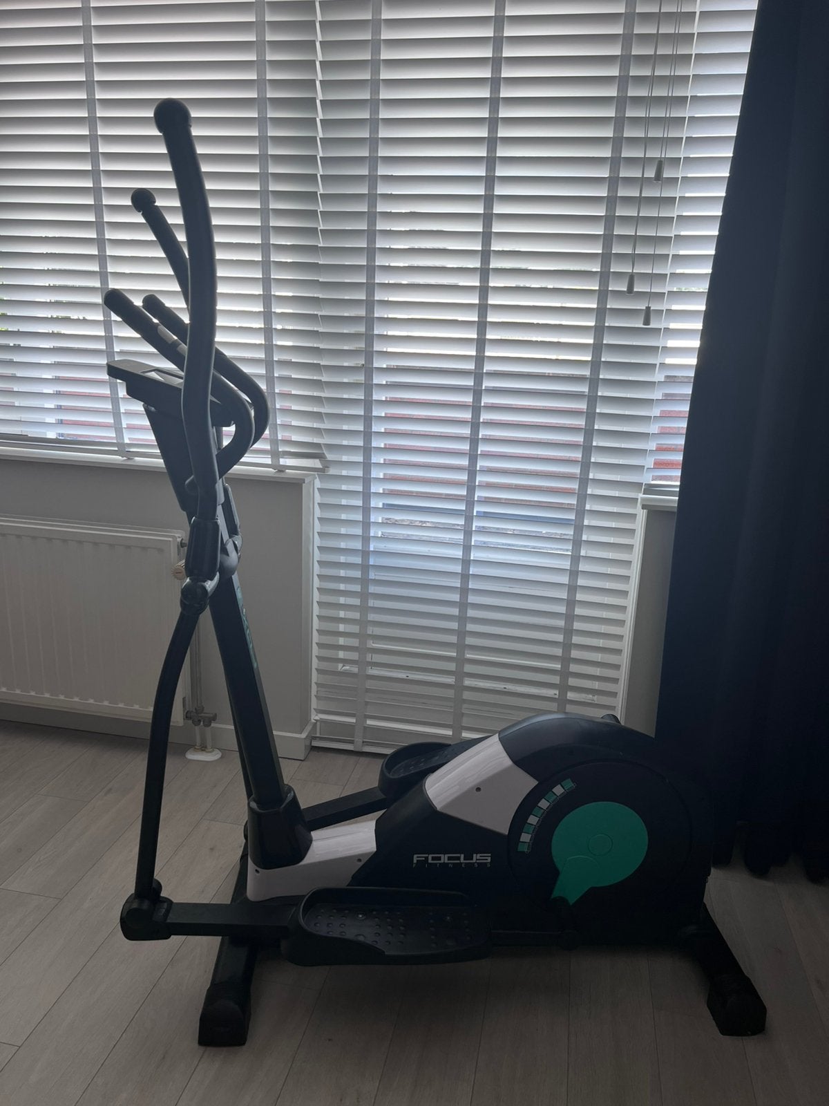 Focus crosstrainer fitness apparaat sporten, Ophalen, Zo goed als nieuw, Crosstrainer