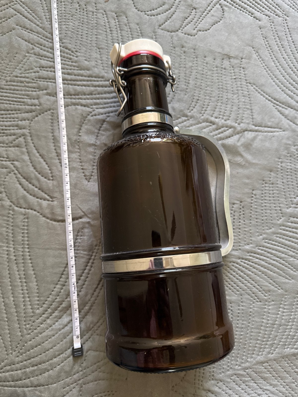 Vintage Beugel Fles met Handvat - Bruin Glas, Ophalen