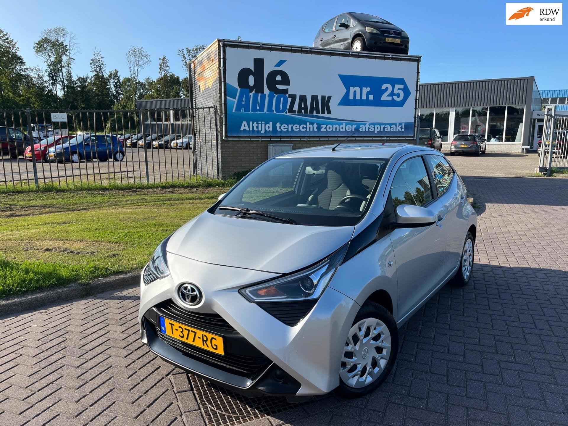 Toyota Aygo 1.0 VVT-i x-play limited Automaat!, Gebruikt, Euro 6, 4 stoelen, Elektrische ramen