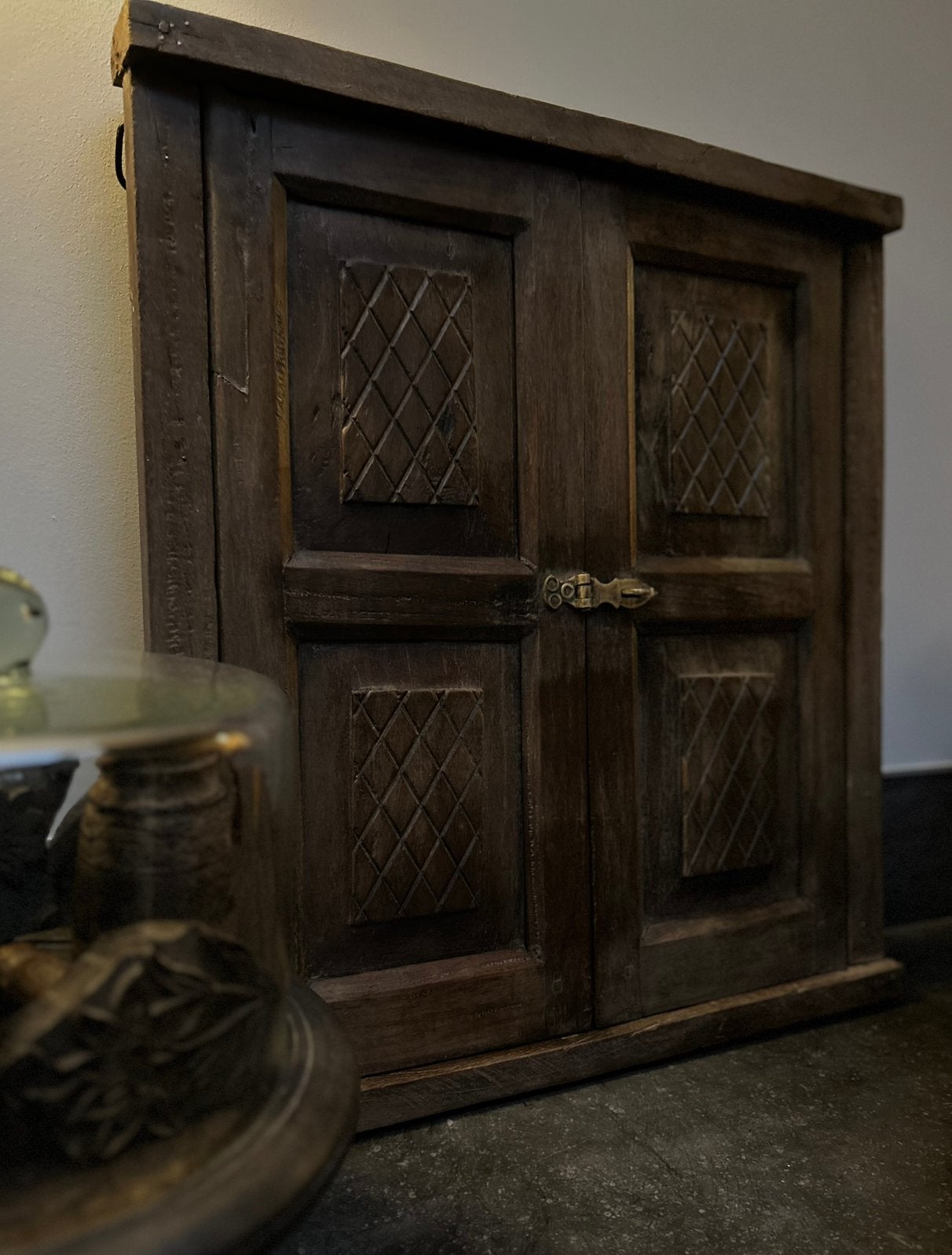 Oud kozijn met deuren luiken India oosters sober sleets, Antiek en Kunst, Curiosa en Brocante, Ophalen