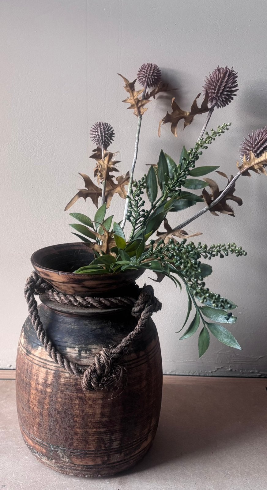 Authentieke Nepalese houten pot met origineel touw, Overige typen, Www.discountfashioncorner.nl, Info@discountfashioncorner.nl