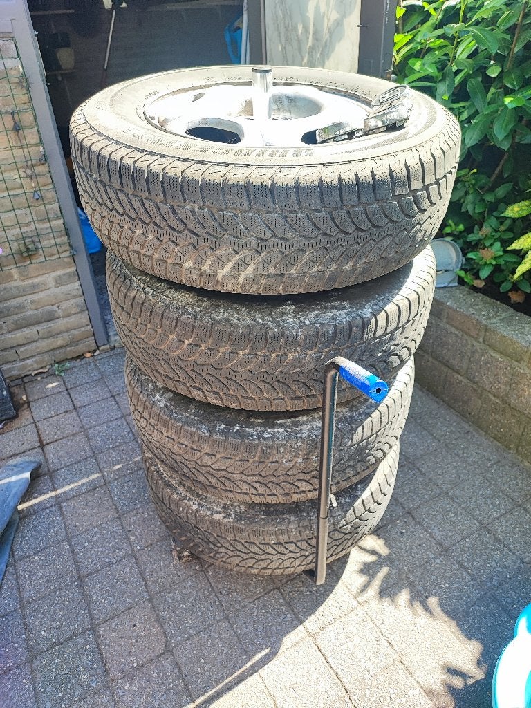 Winterbanden Bridgestone, Ophalen, 15 inch, Winterbanden, Band(en)