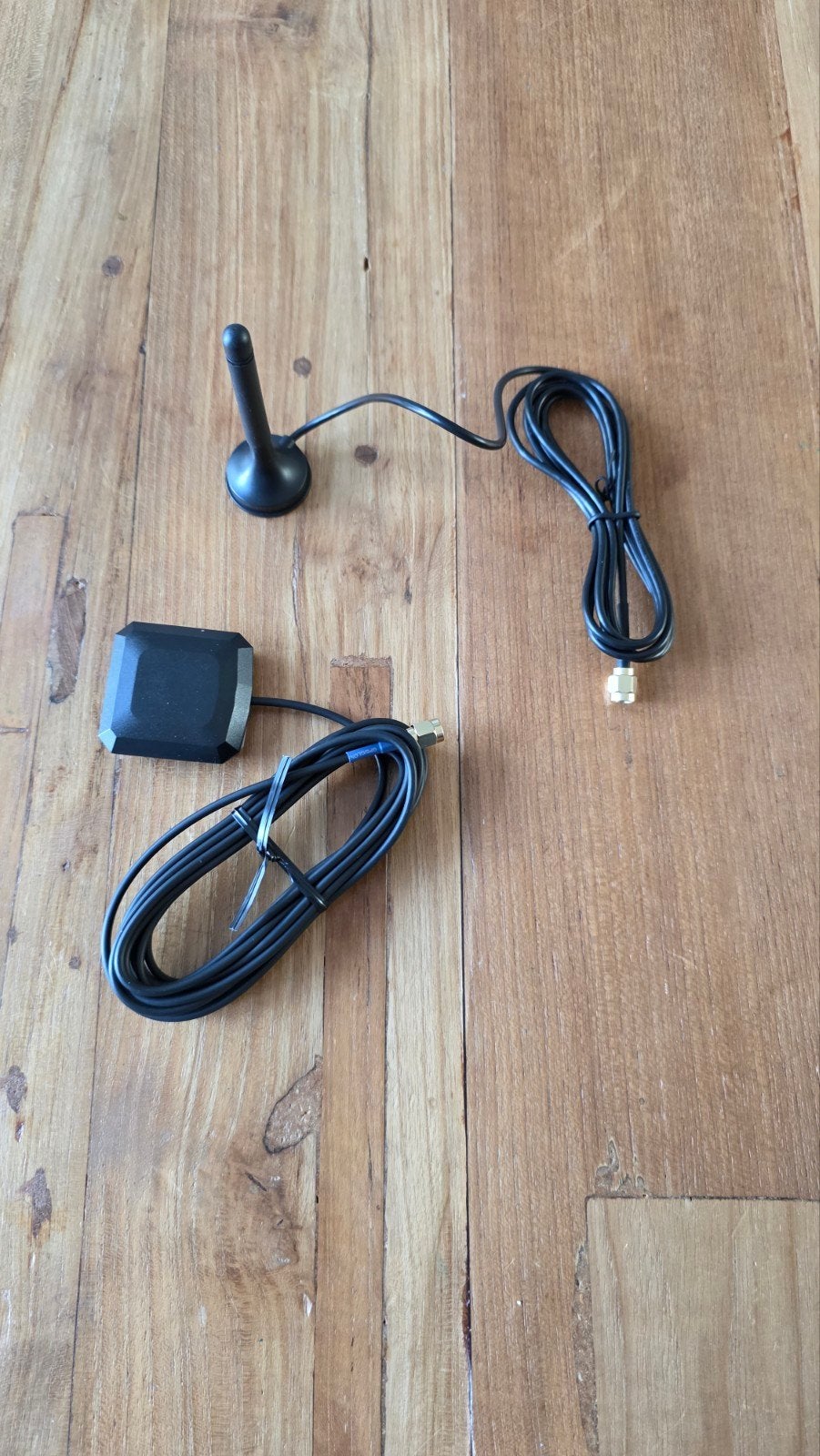 GPS en mobiele 4G antennes. (Nieuw), Telecommunicatie, Antennes en Masten, Ophalen of Verzenden, Nieuw, Antenne