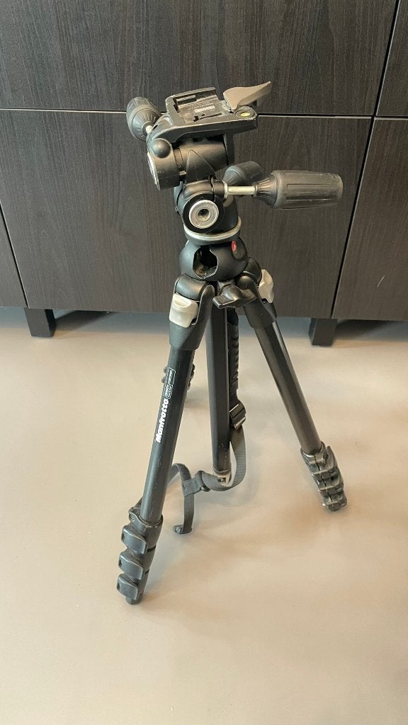 Manfrotto 055mf4 mag statief + Manfrotto fiber 804rc2 kop, Gebruikt, Inklapbaar, 175 cm of meer, Manfrotto