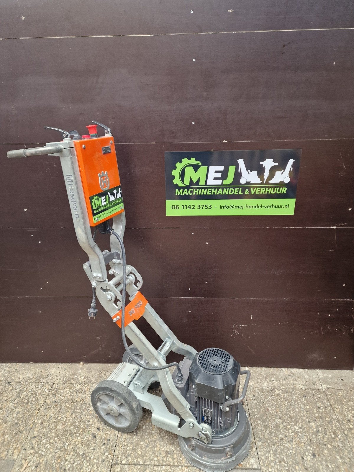 TE HUUR Vloerschuurmachine huren – Husqvarna PG280, Ophalen, Gebruikt, ., Bandschuurmachine