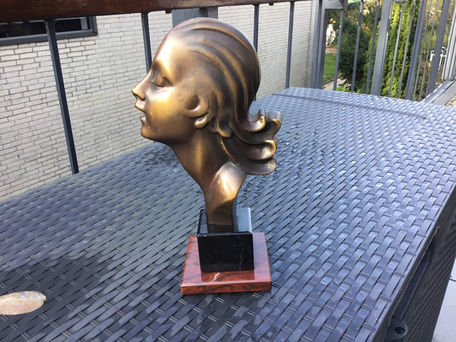 ART DECO BRONS VROUWEN KOPJE, €175,00, Verzamelen, Beelden en Beeldjes, Ophalen, Zo goed als nieuw