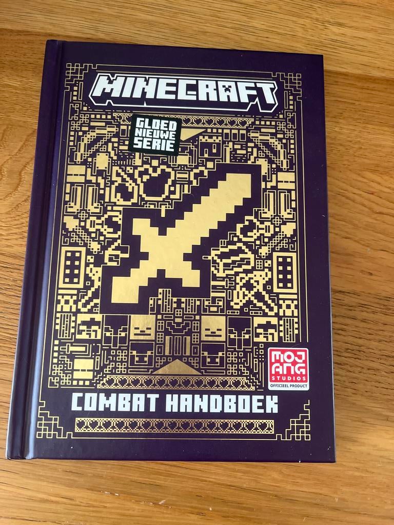 Minecraft Combat Handboek - Gloednieuwe Serie, Boeken, Kinderboeken | Jeugd | onder 10 jaar, Nieuw, Non-fictie, Ophalen