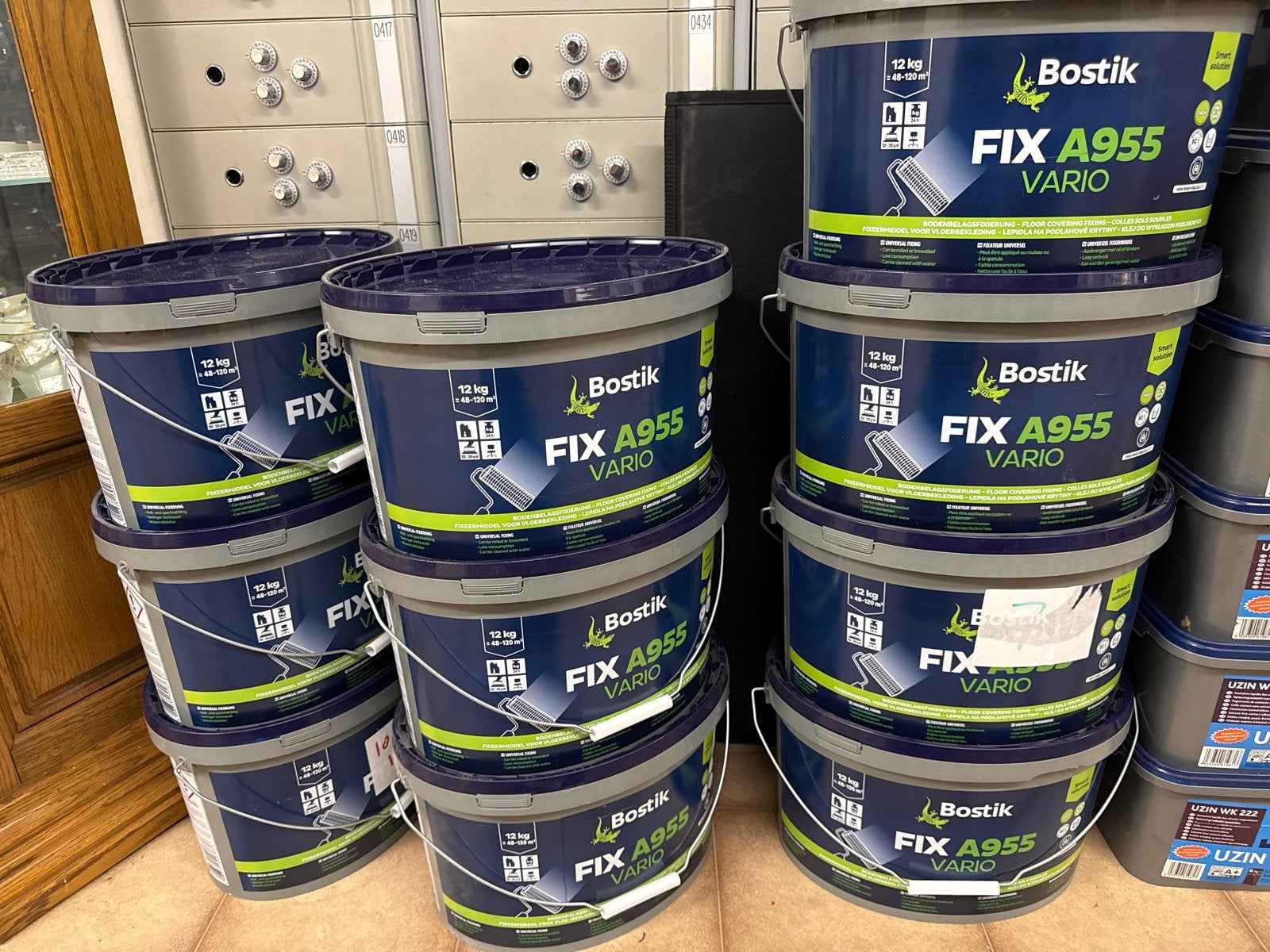 Bostik FIX A955 VARIO Universeel Vloerbedekkingslijm 12kg, Huis en Inrichting, Ophalen, Nieuw