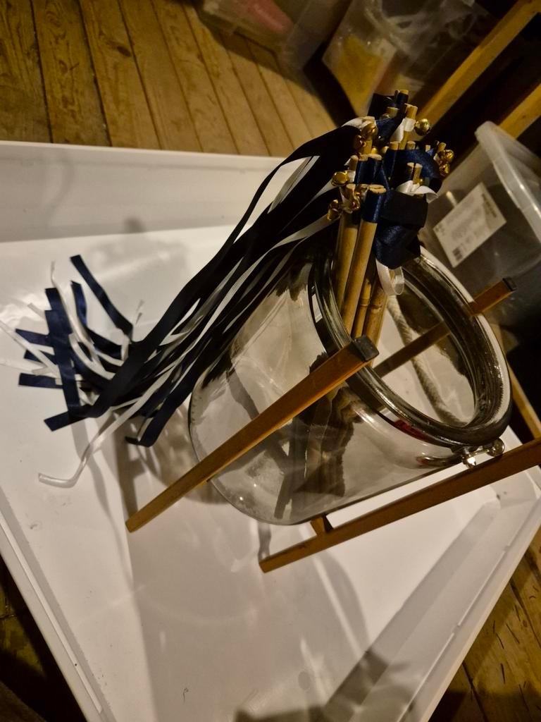 Bruiloft schudstokjes / lintstokjes – blauw wit – decoratie, Ophalen