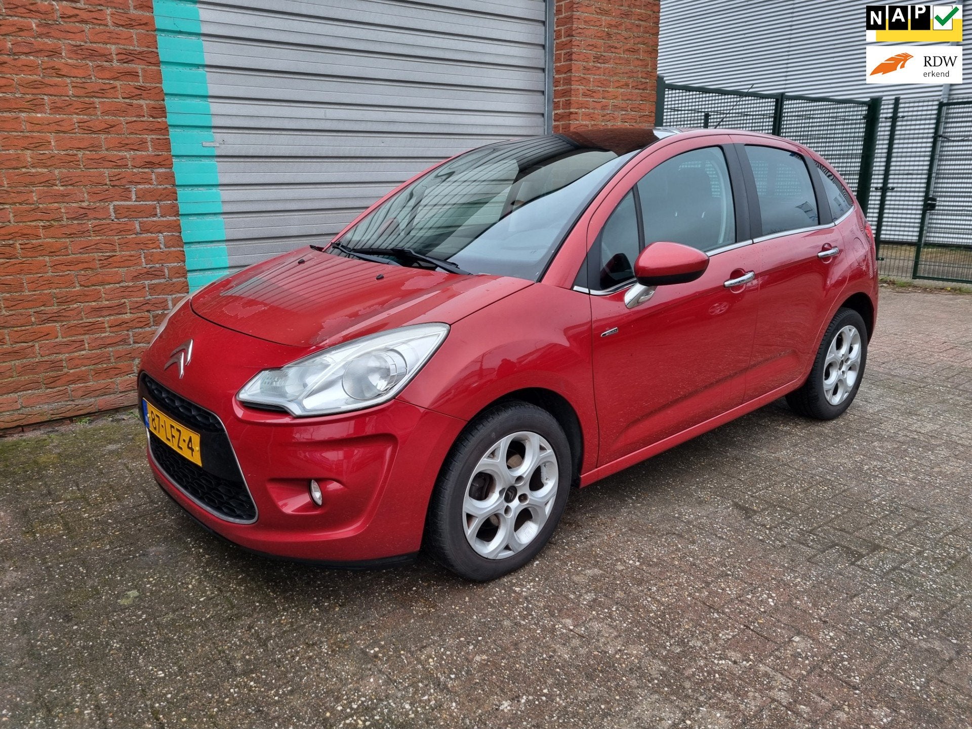 Citroen C3 1.6 VTi Exclusive NAV.+ Clima Bj:2010 NAP!, Auto's, Citroën, Voorwielaandrijving, Euro 5, 4 cilinders, Origineel Nederlands