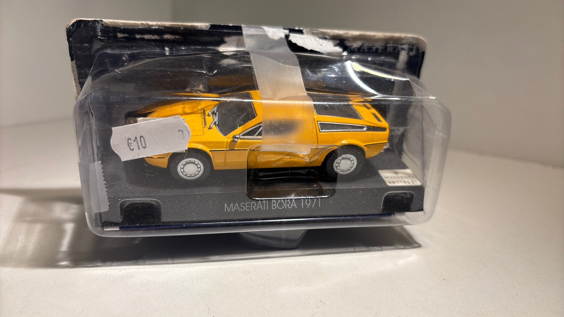 Maserati bora 1971 die cast 1.43, Overige merken, Auto, Ophalen of Verzenden, A