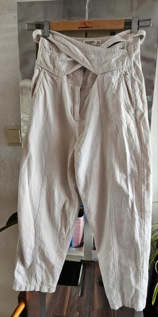 Pull & bear witte spijkerbroek, Wit, Ophalen of Verzenden, Zo goed als nieuw, Lang