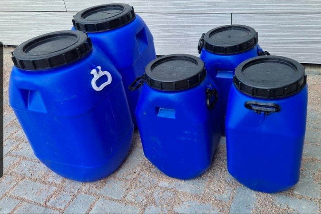 Regenton voerton bewaarton voerton tonnen 30, 70 liter, Tuin en Terras, Regentonnen, Minder dan 75 liter, Ophalen, Zo goed als nieuw