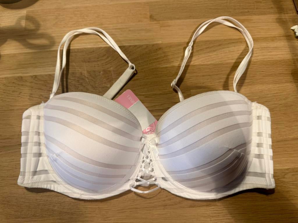 Antigel bh maat 80D NIEUW! Nu €20, Ophalen of Verzenden, Zwart, BH