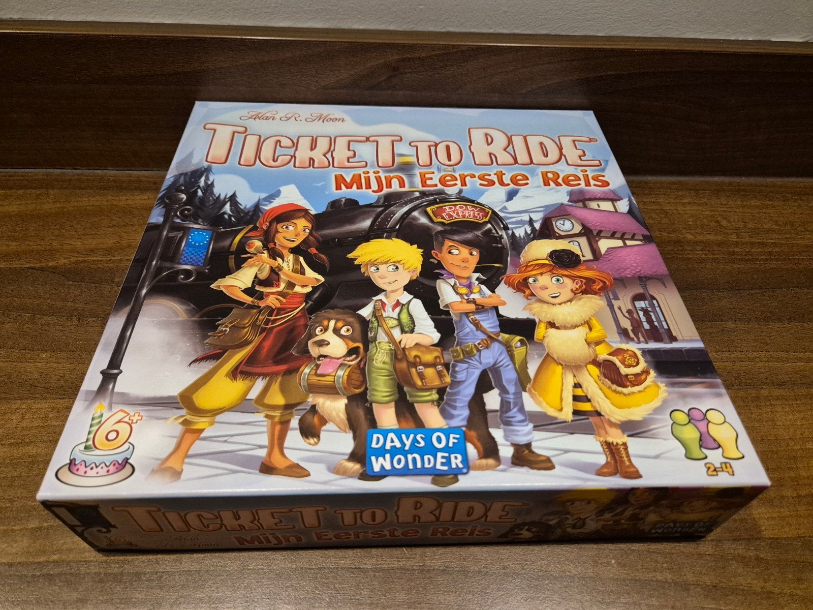 Ticket to Ride: Mijn Eerste Reis - Familiespel, Drie of vier spelers, Ophalen of Verzenden, Zo goed als nieuw, Days of Wonder