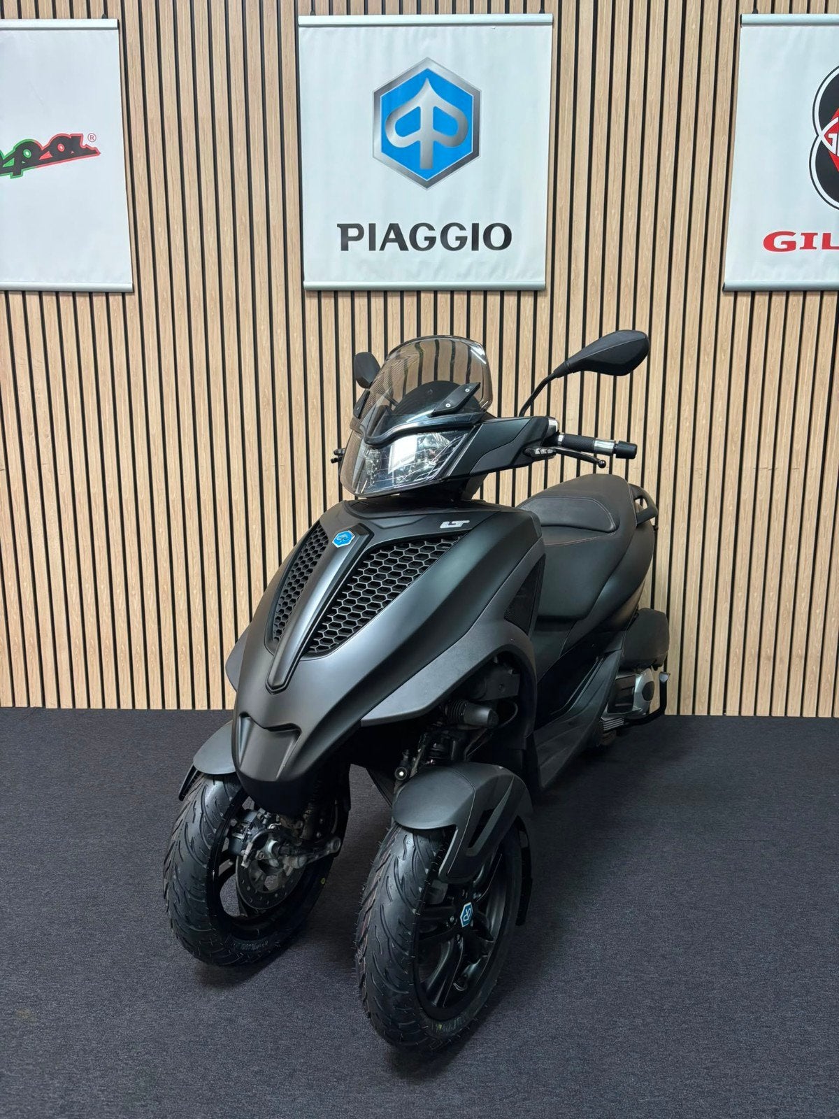 Piaggio MP3 yourban 300 LT Sport 2011 Autorijbewijs, 300 cc, Bedrijf, Sport, Automaat