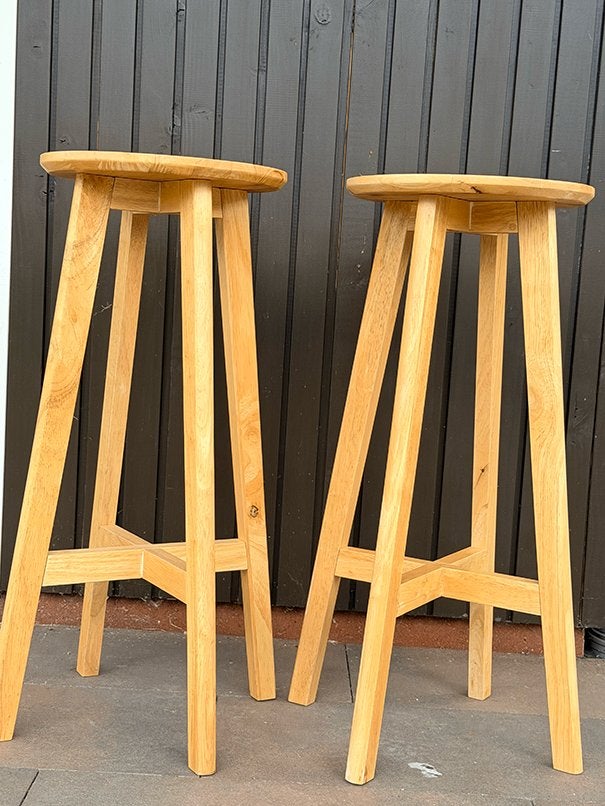 Massief houten krukken/plantentafels, Huis en Inrichting, Ophalen, Gebruikt, Hout