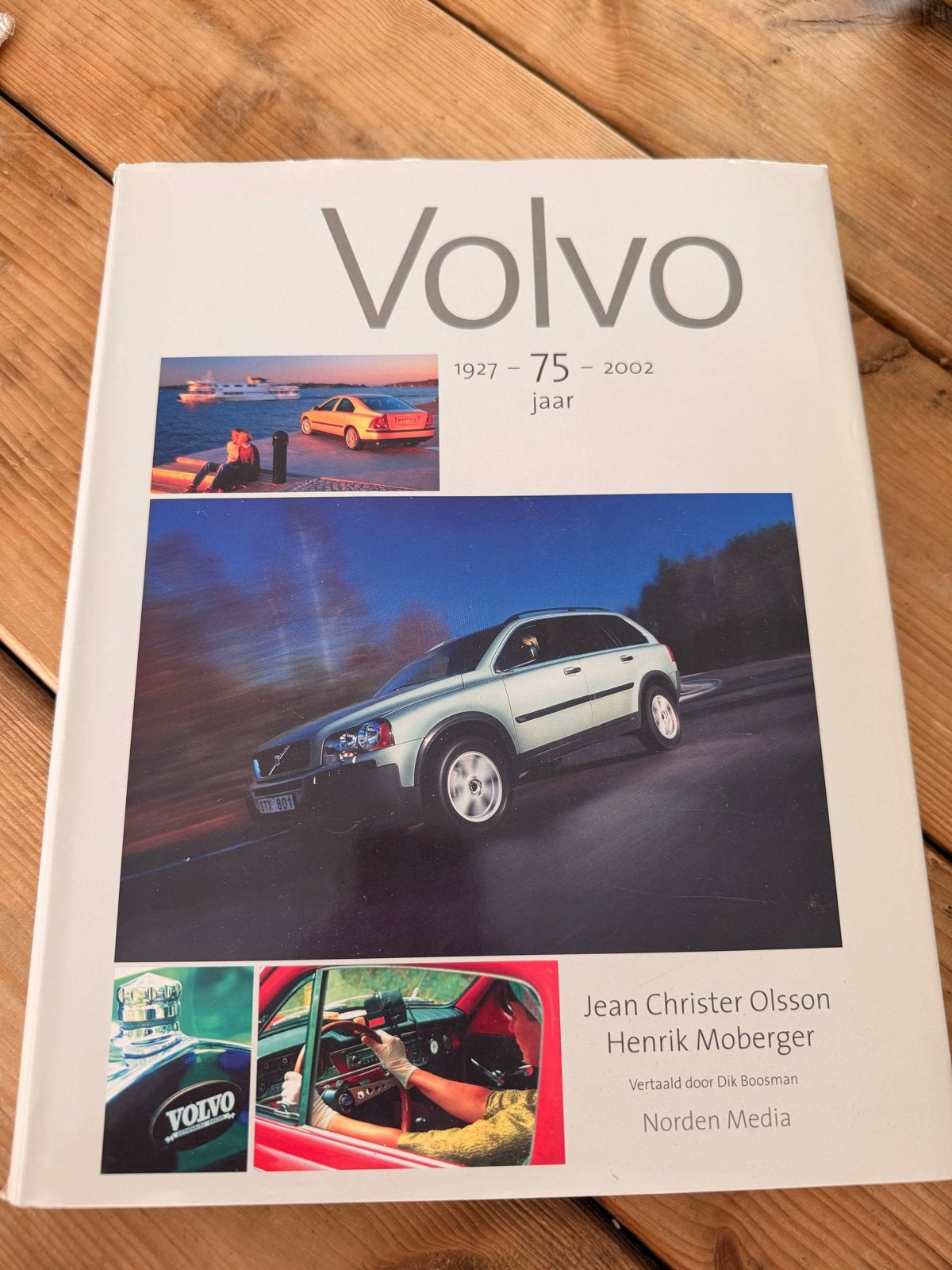 Volvo: 1927-75-2002 Jaar - Geschiedenisboek, Ophalen of Verzenden, Zo goed als nieuw, Volvo