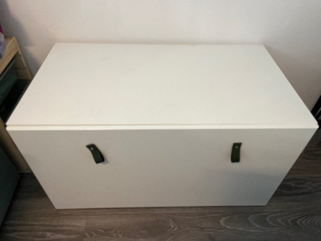 SMÅSTAD IKEA Speelgoedkist met bank, wit/wit groene greepje, Ophalen, Gebruikt, Kast, 105 cm of meer