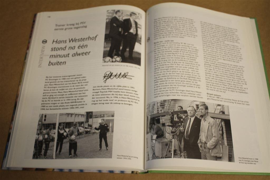 25 jaar FC Groningen. 25 jaar voetbalgeschiedenis., Ophalen of Verzenden, Gelezen, Watersport en Hengelsport