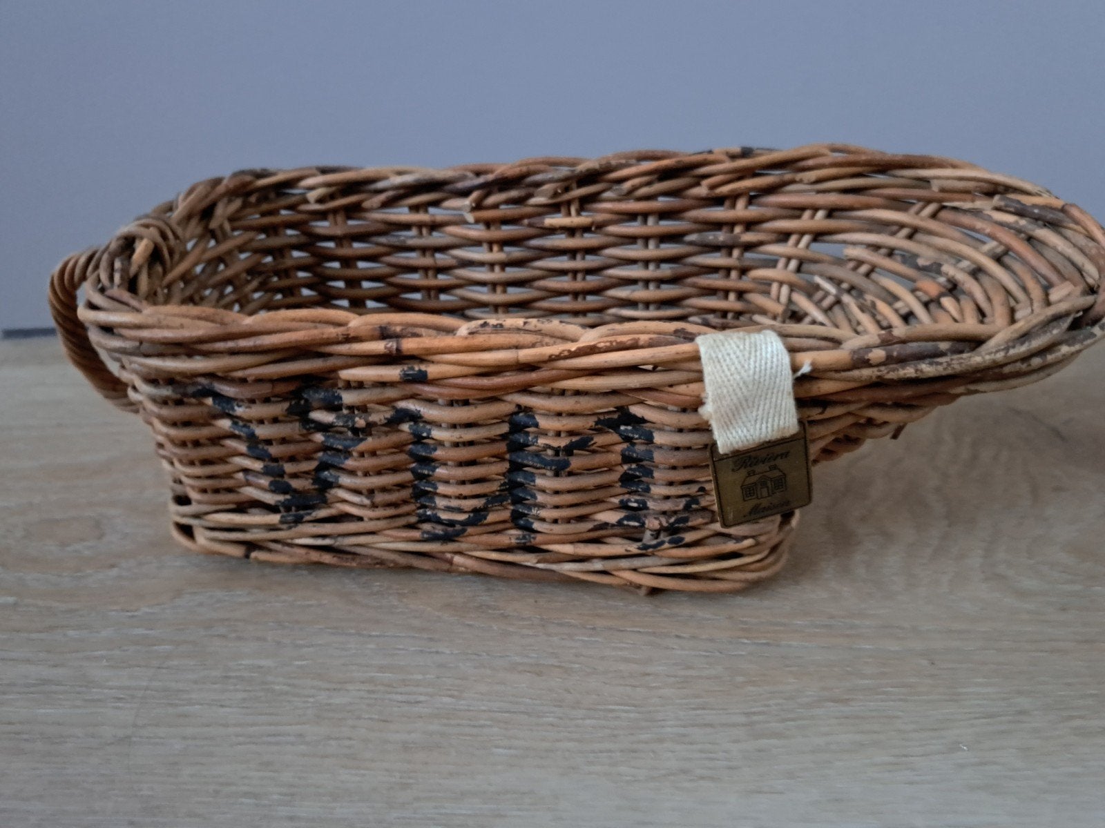 Riviera Maison Rustic Rattan Vin fleshouder, Huis en Inrichting, Woonaccessoires | Schalen en Manden, Ophalen of Verzenden, Zo goed als nieuw