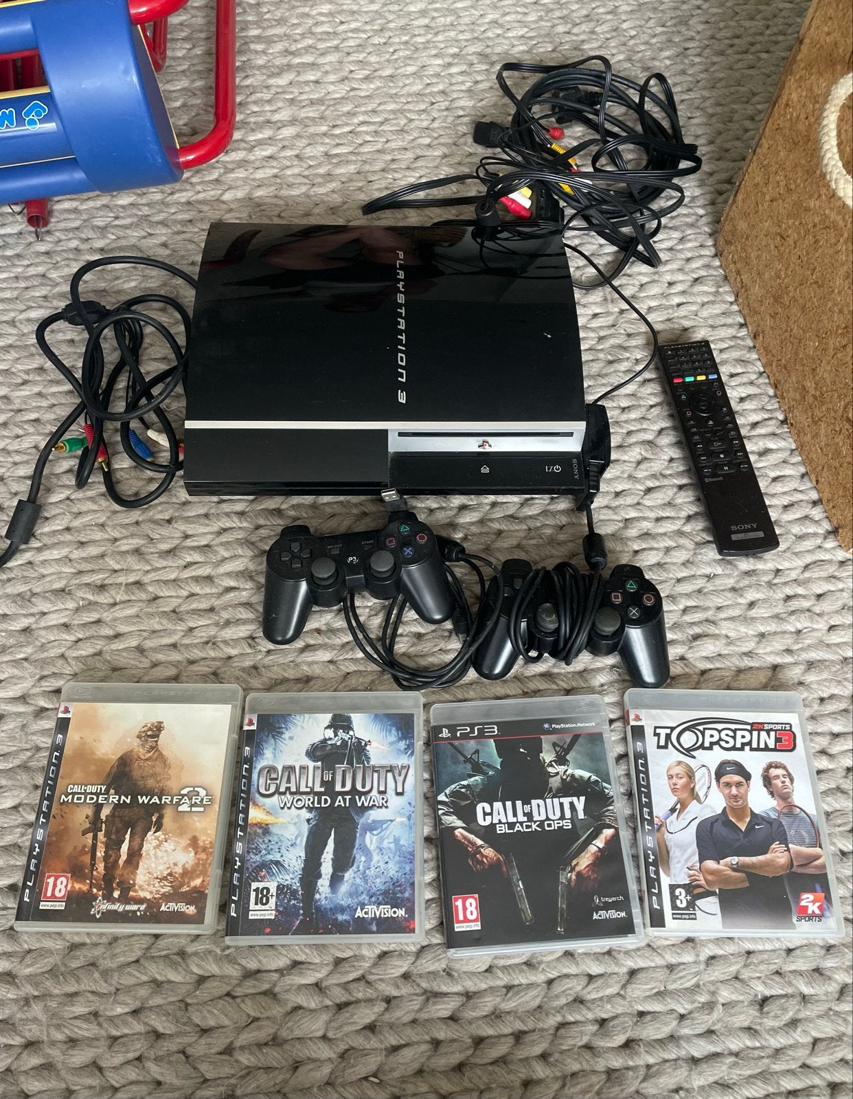 PlayStation 3 (PS3) met 2 controllers en 4 games, Phat, Met 2 controllers, Ophalen of Verzenden, 160 GB