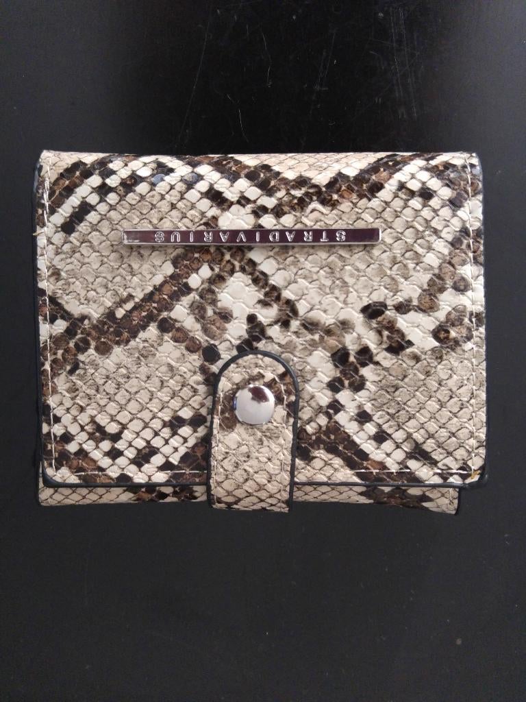 Portemonnee/wallet van Stradivarius, nieuw en ongebruikt, Ophalen of Verzenden, Nieuw, Bruin, Overige merken