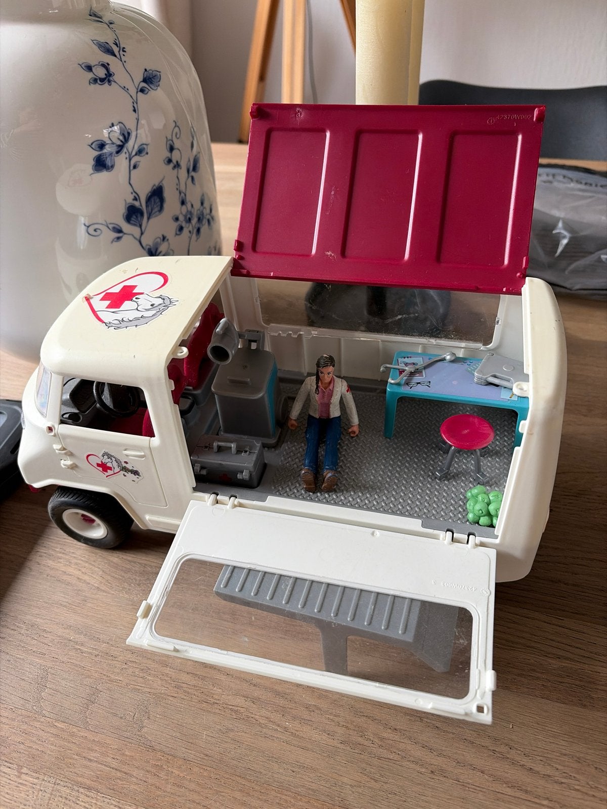 Schleich Dierenarts Praktijk Auto met Figuur, Ophalen of Verzenden, Gebruikt, Jongen of Meisje