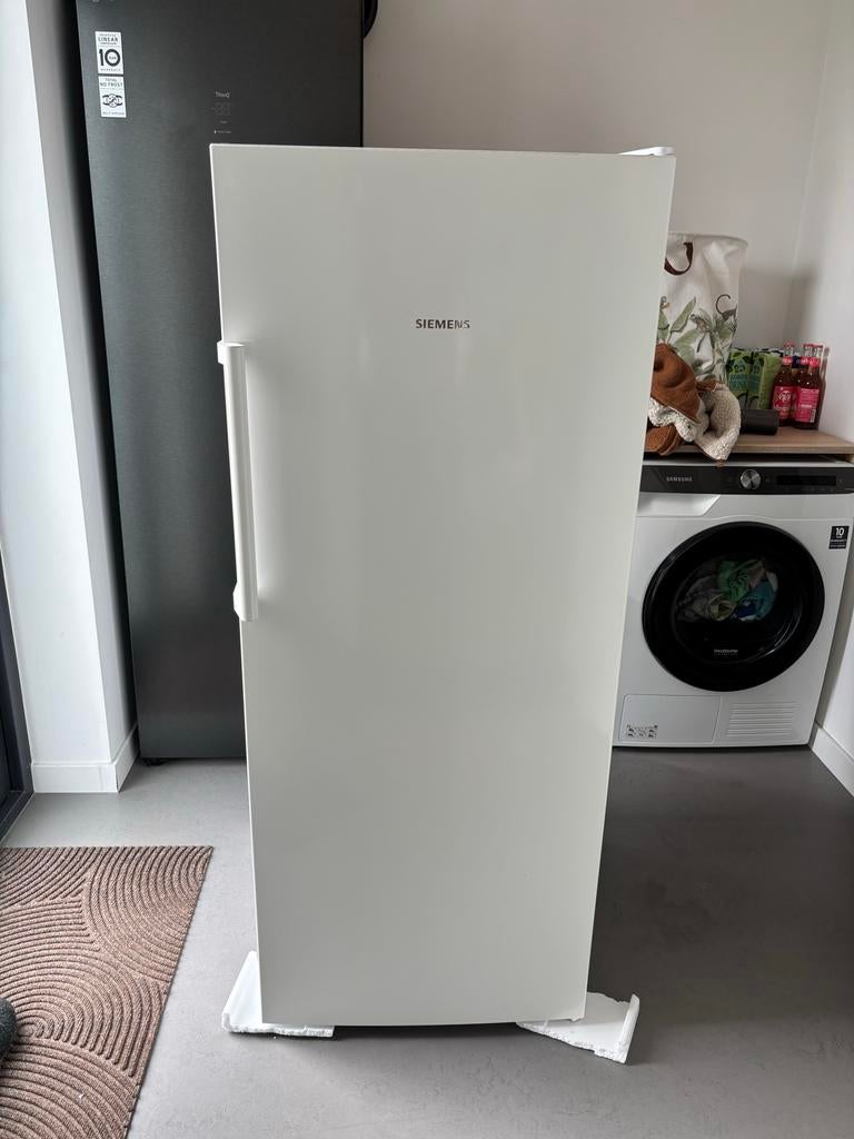 Siemens Vriezer - in hele goede staat, Minder dan 60 cm, 160 cm of meer, Zo goed als nieuw, Vrijstaand