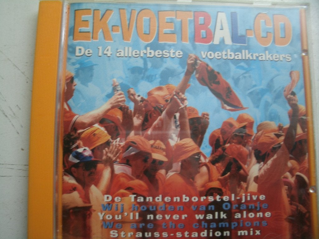 cd 41 ek voetbal de 14 allerbeste 1996, Ophalen of Verzenden, Zo goed als nieuw, Levenslied of Smartlap