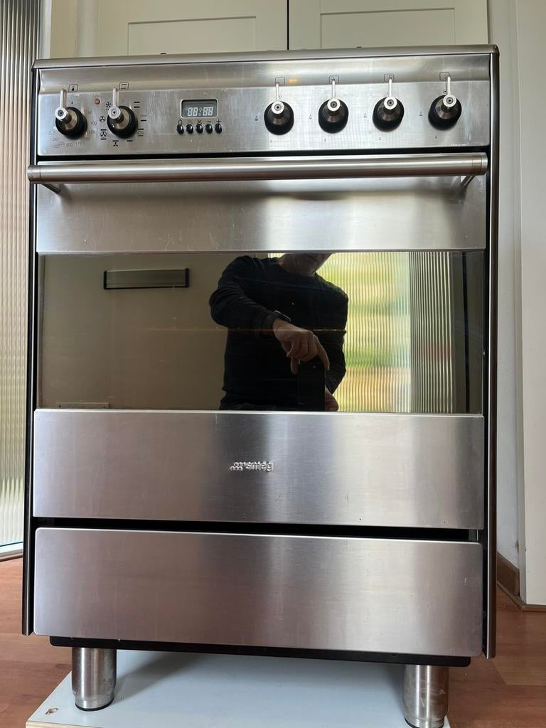 Smeg oven SNL61XPZ5, Witgoed en Apparatuur, Ovens, Gebruikt, Vrijstaand, Oven met grill, 60 cm of meer, 45 tot 60 cm, Hete lucht