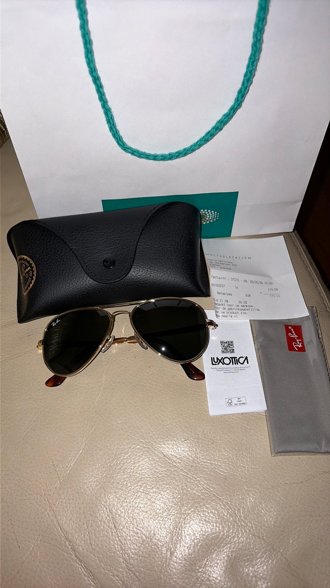 Gloednieuwe orginele ray-ban zonnebril piloten model, Zonnebril, Zwart, Nieuw, Ophalen of Verzenden