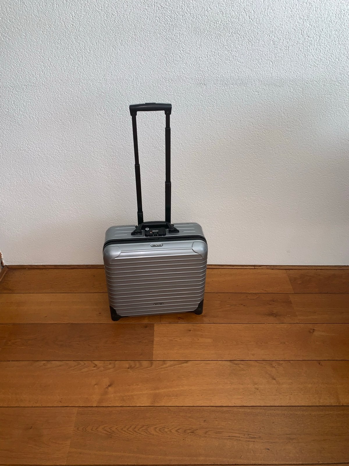 Rimowa Essential Lite Cabin S Koffer Zilver, 40 tot 60 cm, 20 tot 30 cm, Ophalen of Verzenden, Zo goed als nieuw