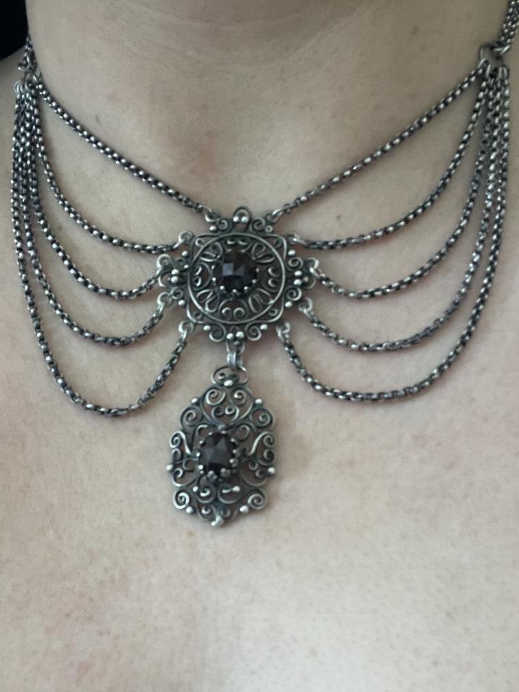 Antiek zilveren collier met granaat, Ophalen of Verzenden, Zilver, Ketting