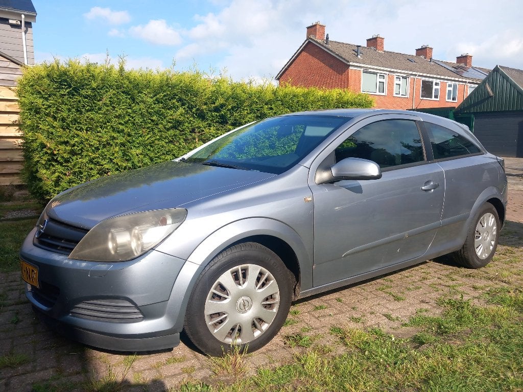 Opel astra gtc loop of sloop, Ophalen, Opel