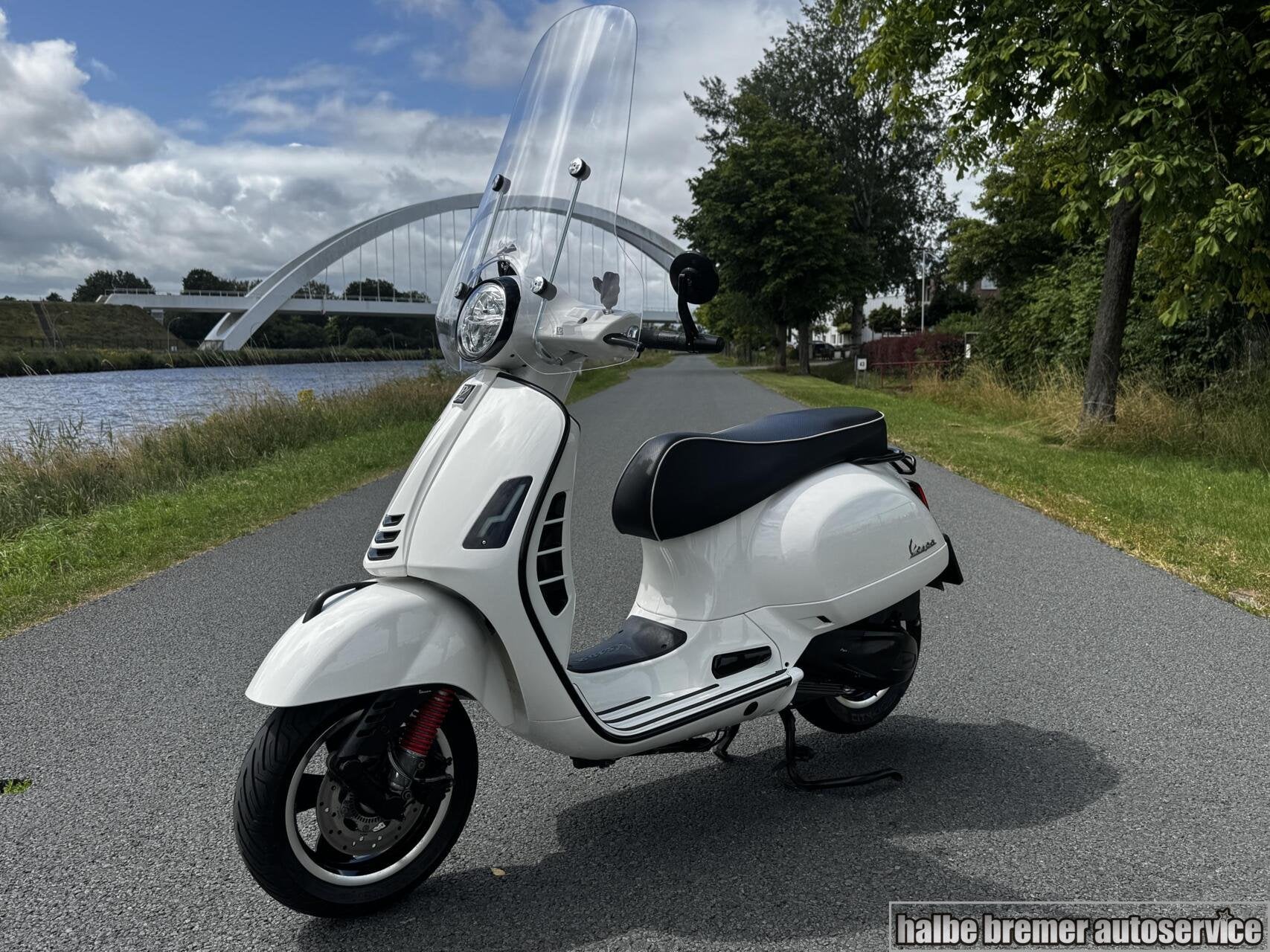 Piaggio Vespa GTS 300 Super Touring HPE |Arrow|Vele opties!, Scooter, Piaggio, ABS, Automaat