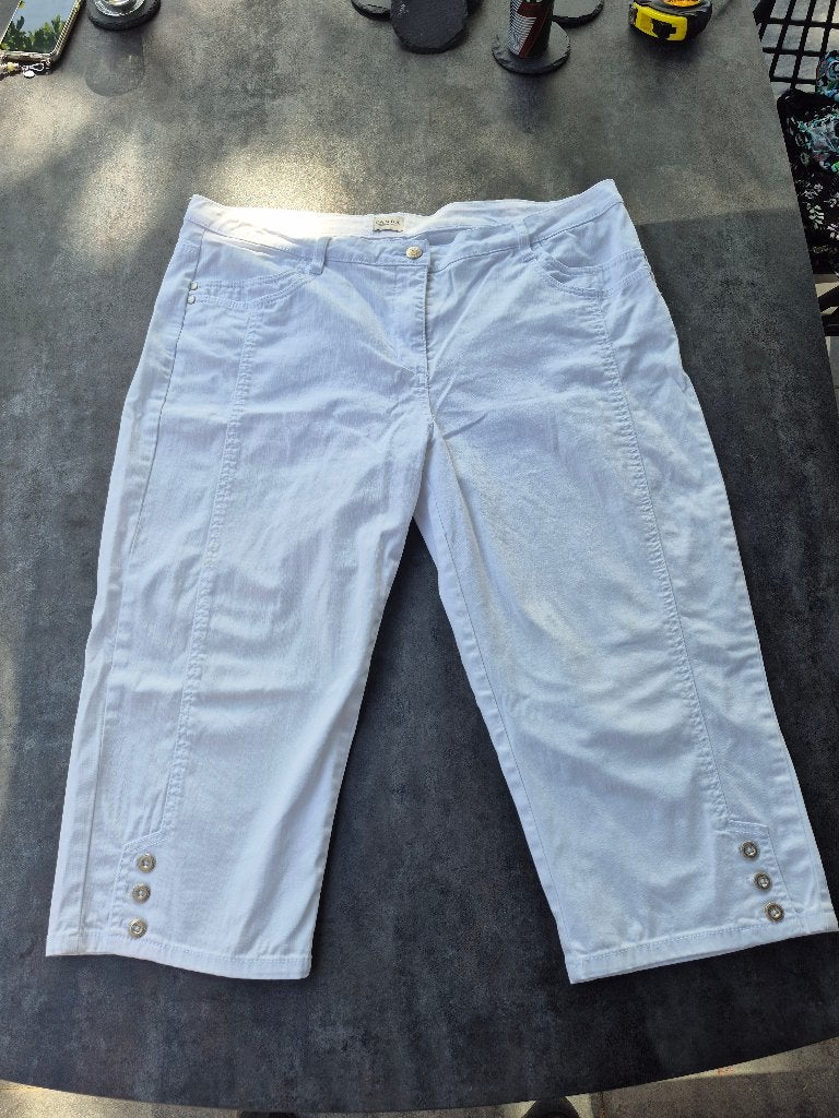 3 kwarts broek (wit), Kleding | Dames, Broeken en Pantalons, Wit, Maat 46/48 (XL) of groter, Ophalen of Verzenden, Zo goed als nieuw
