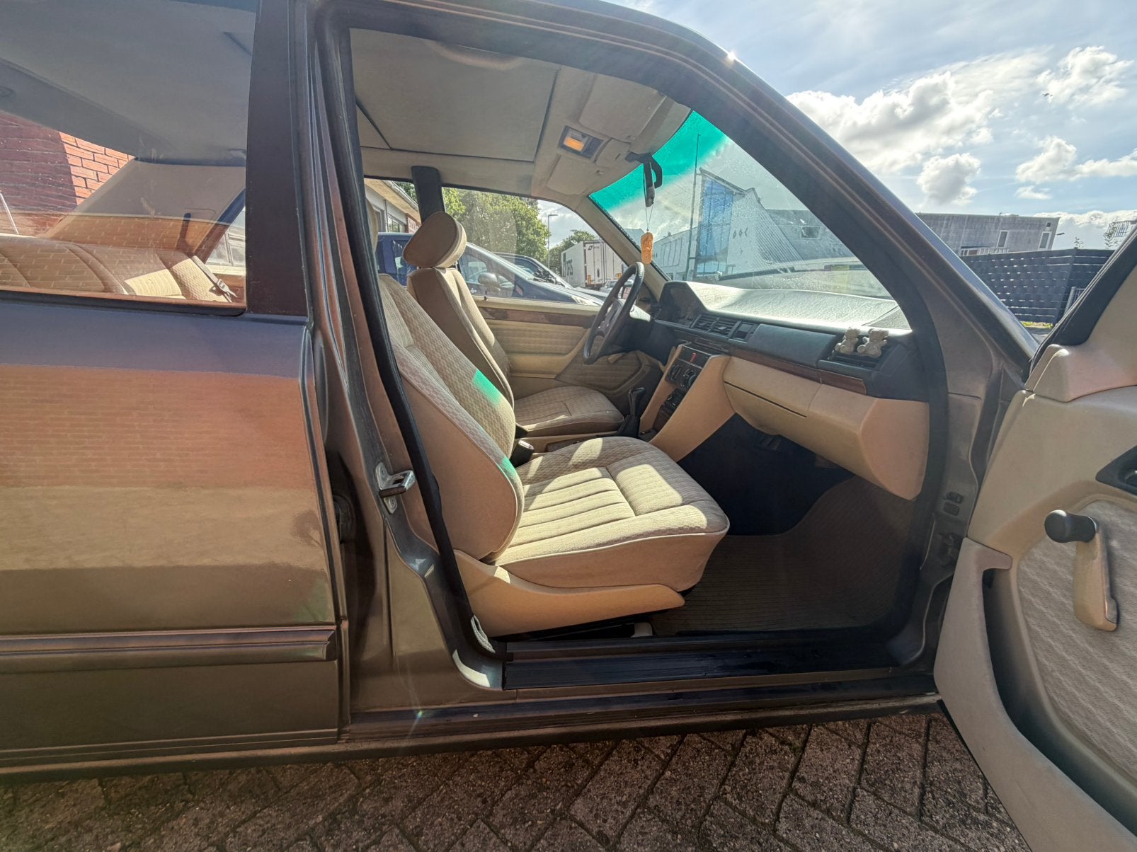 Mercedes Benz 300D W124 1987 Belastingvrij Oldtimer, foto 11