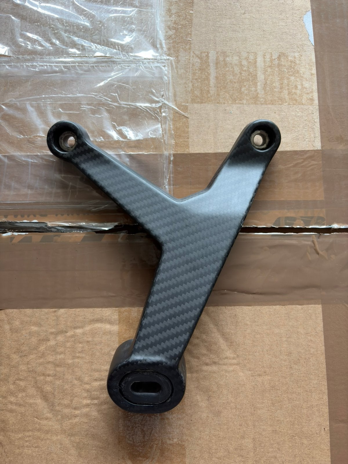 Carbon uitlaathanger KTM 990 Duke / Duke R, Ophalen of Verzenden, Gebruikt