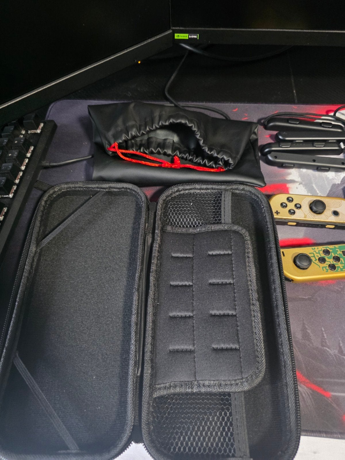 Foto 6 van Nintendo Switch (2019 Upgrade) met 3 games en extra's