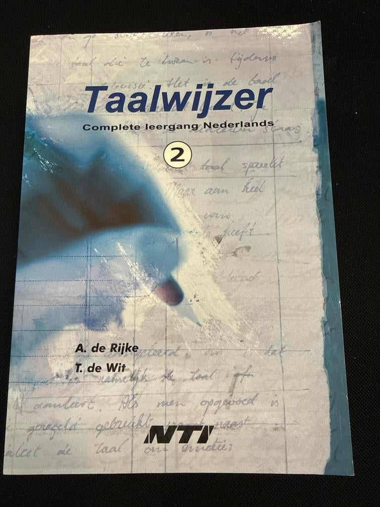 Taalwijzer 2: Complete leergang Nederlands NTI, Ophalen of Verzenden, Zo goed als nieuw, Non-fictie