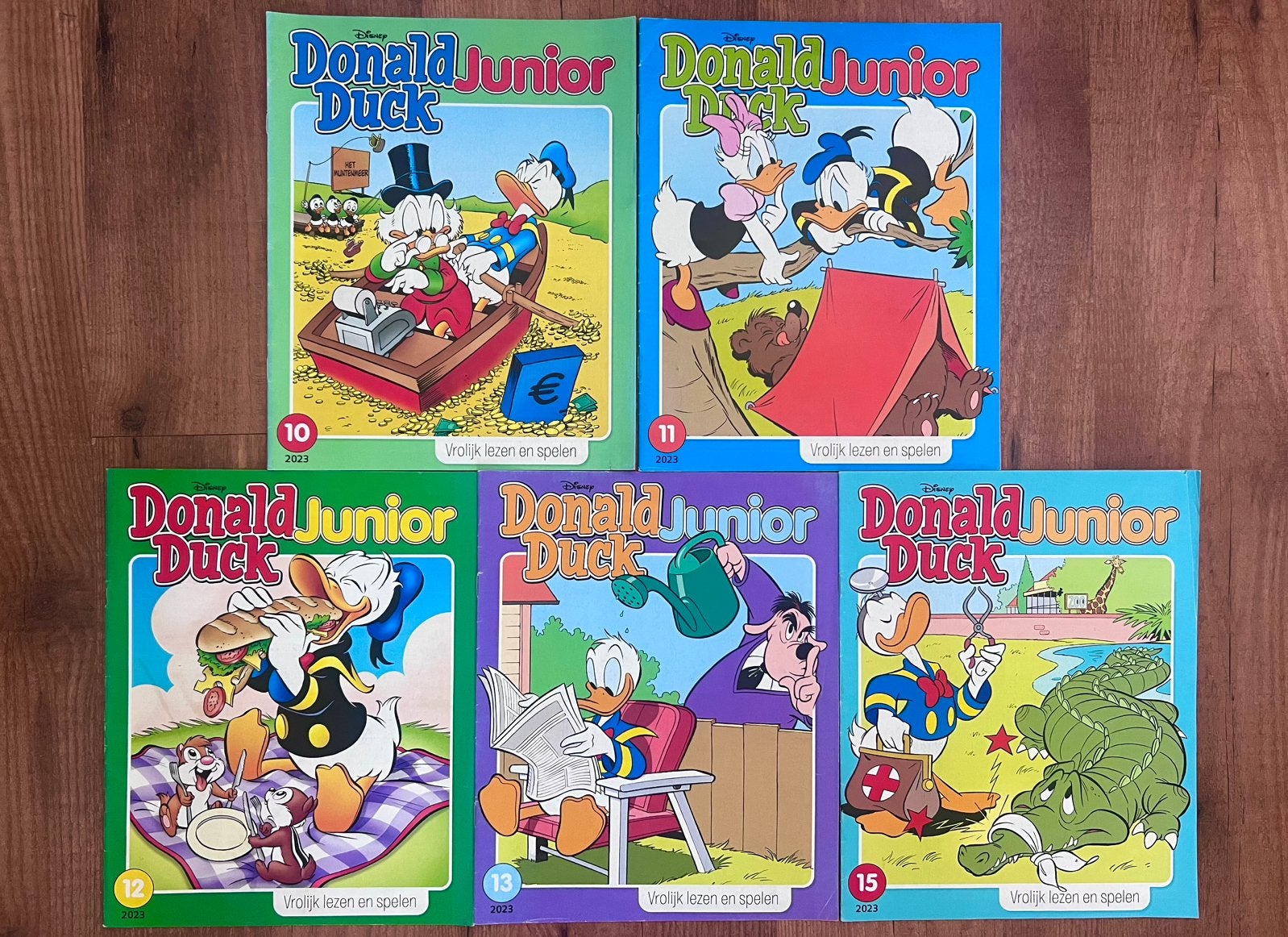 Donald Duck Junior - 5 strips uit 2023, Meerdere comics, Ophalen of Verzenden, Zo goed als nieuw
