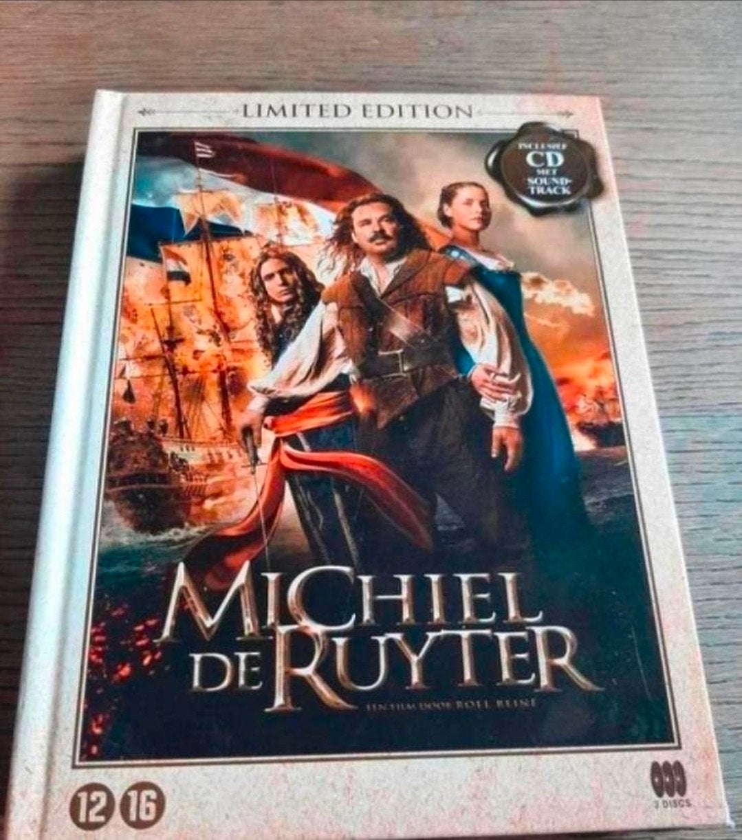 Michiel de Ruyter Limited Edition 2 dvd box + CD Soundtrack, Alle leeftijden, Ophalen of Verzenden, Zo goed als nieuw, Bonusmateriaal