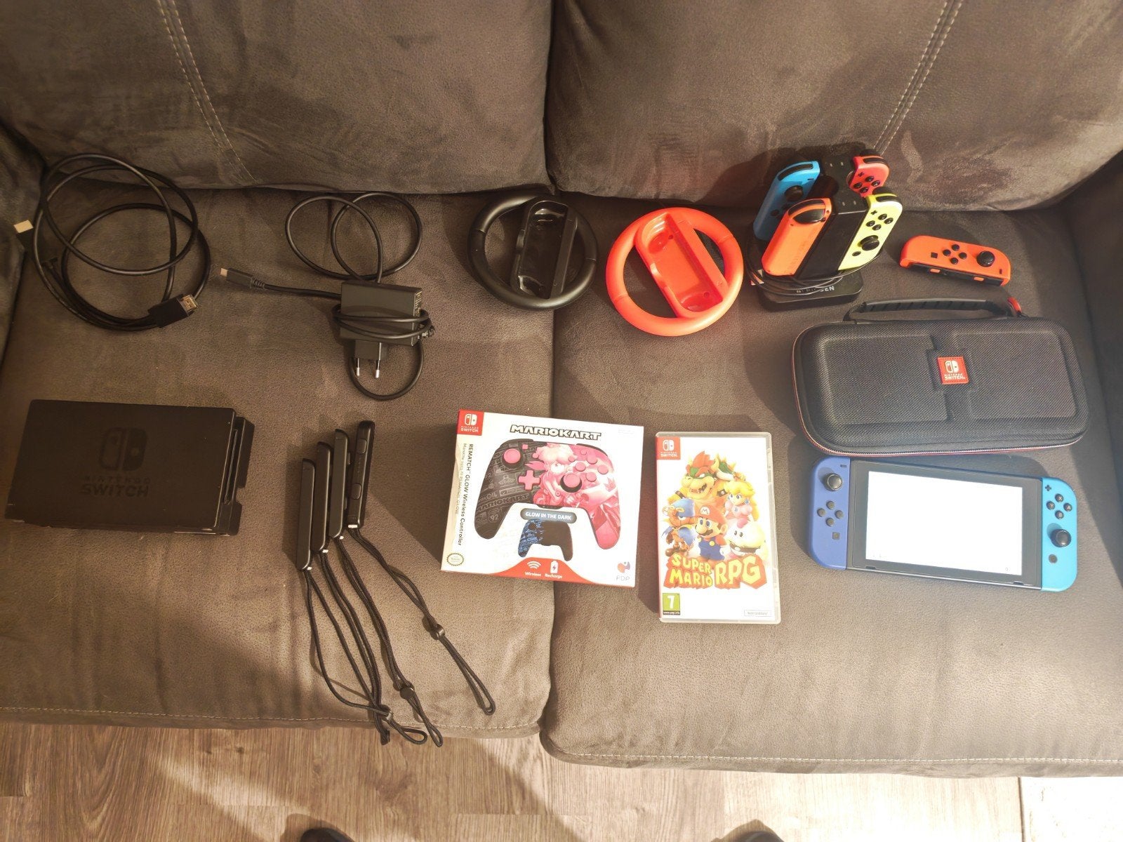Nintendo Switch 1 compleet pakket, Ophalen of Verzenden, Zo goed als nieuw, Met 2 controllers, Switch 2019 Upgrade