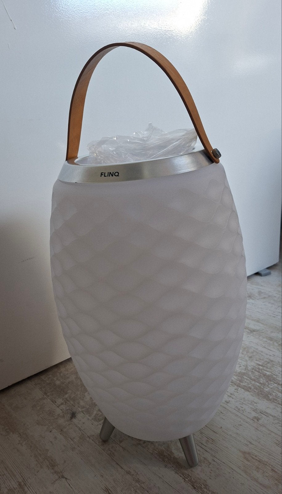 FLINQ Speaker Lamp Bali M FQC8205 m is nog helemaal nieuw, Overige merken, Nieuw, Ophalen of Verzenden, Minder dan 60 watt